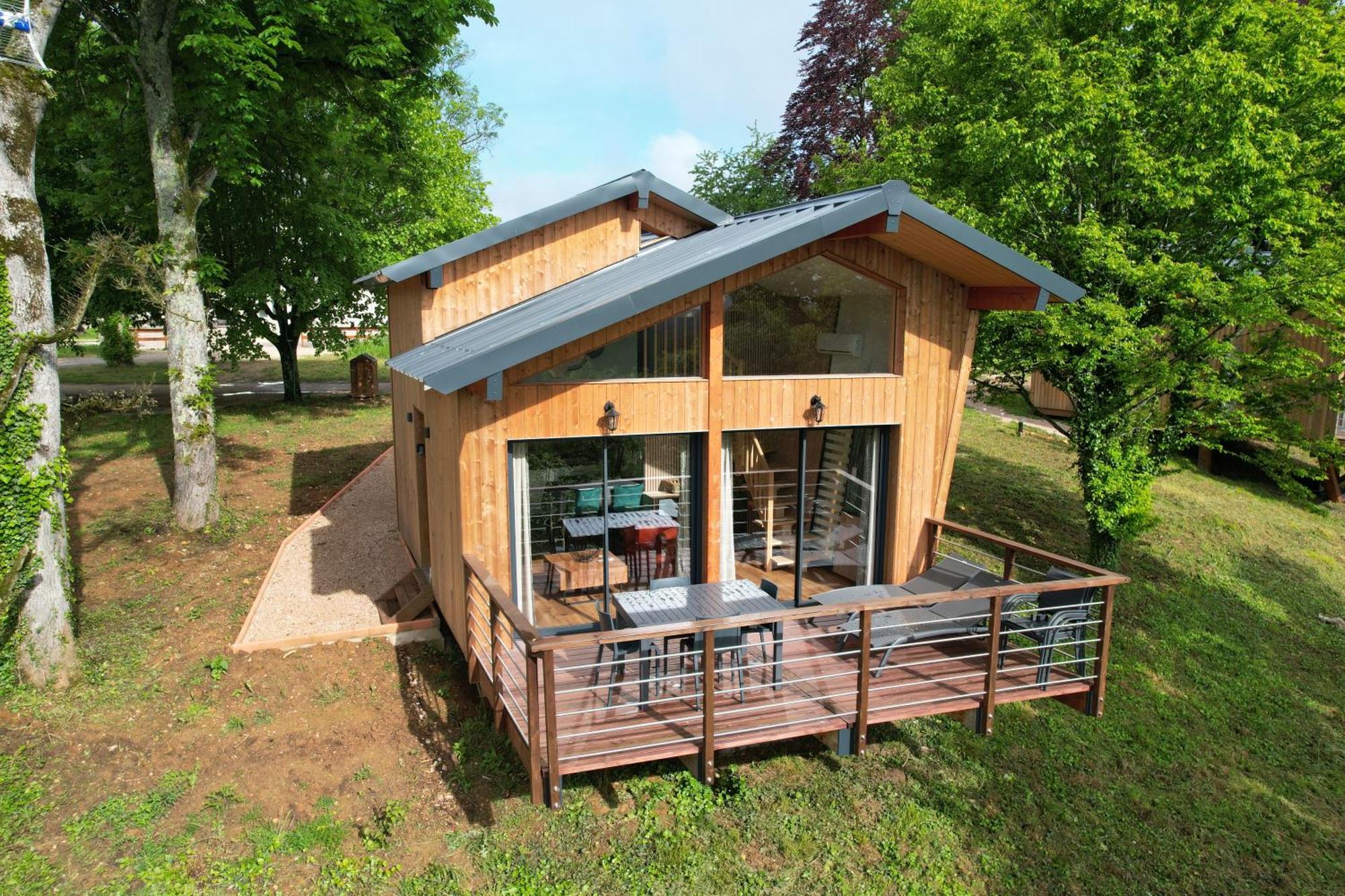 Cabanes Du Domaine Des Fees Dole Exterior photo