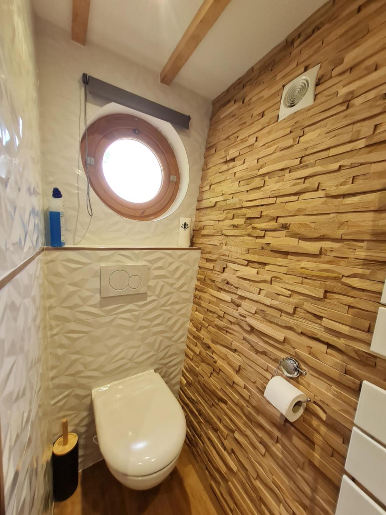 Cabanes Du Domaine Des Fees Dole Room photo